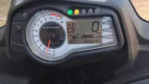 Suzuki V-Strom 650 ABS (2011 - 17)  (5)