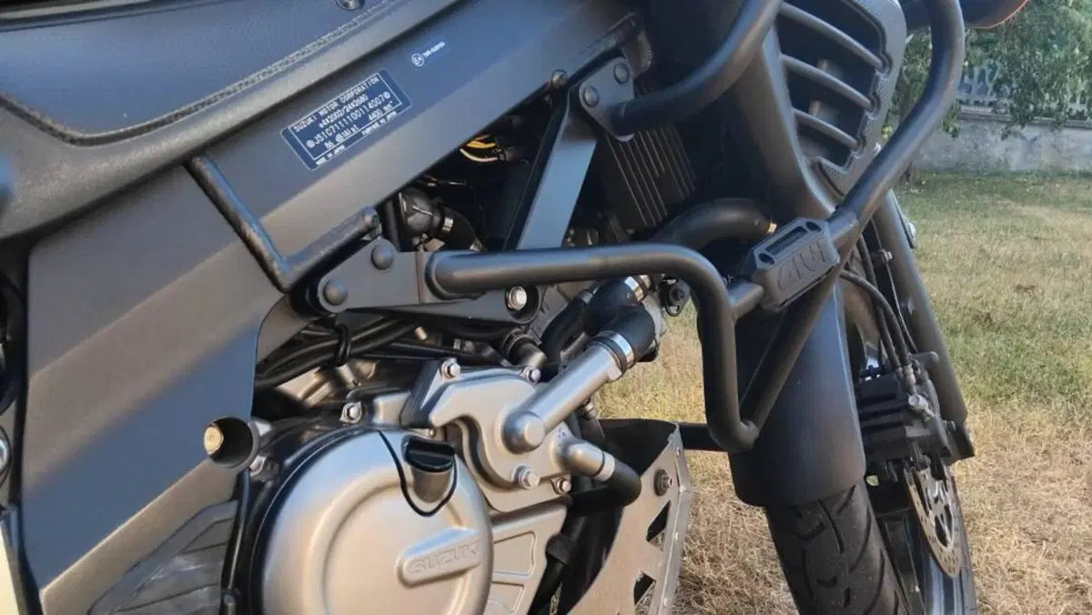 Suzuki V-Strom 650 ABS (2011 - 17)  (7)