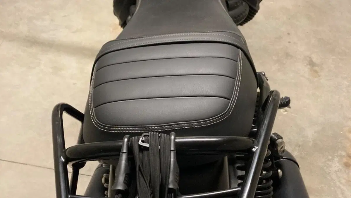 Moto Guzzi V7 Stone (2021 - 24)  (5)