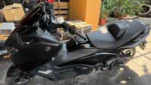Yamaha T-Max 560 Tech Max (2025 - 26)  (3)