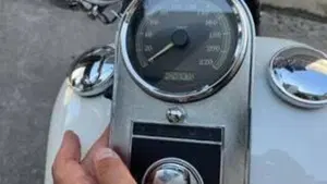 Harley-Davidson 1584 Springer Classic (2006 - 07) - FLSTSC  (4)