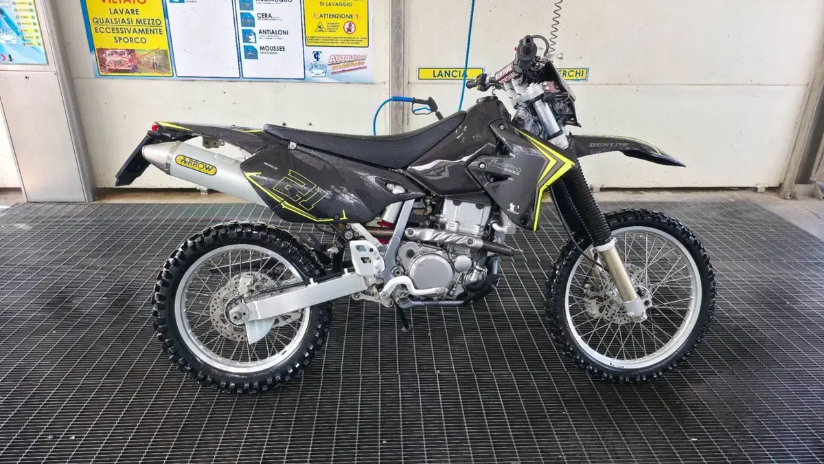 Suzuki DR-Z 400 S (2000 - 06)  (7)