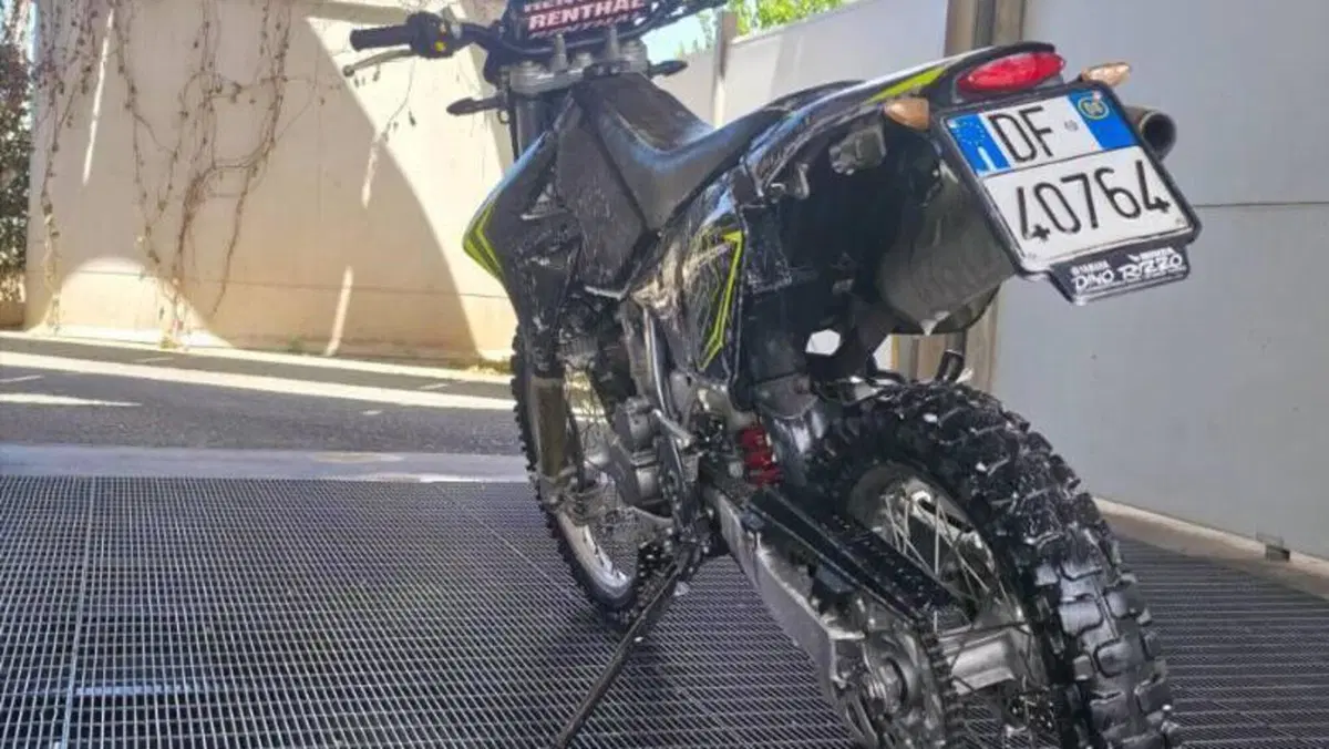 Suzuki DR-Z 400 S (2000 - 06)  (12)