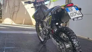 Suzuki DR-Z 400 S (2000 - 06)  (12)