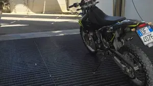 Suzuki DR-Z 400 S (2000 - 06)  (13)