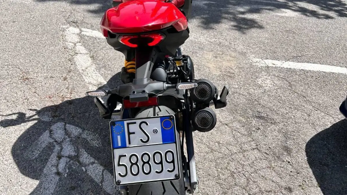 Ducati Monster 890 + (2026)  (3)