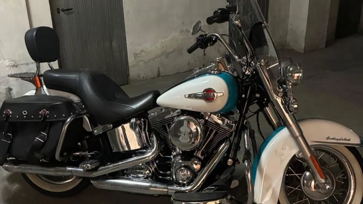 Harley-Davidson 1690 Heritage Classic (2011 - 17) - FLSTC 