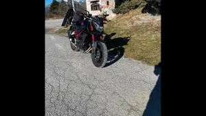 Honda CB 750 Hornet (2023 - 24)  (3)