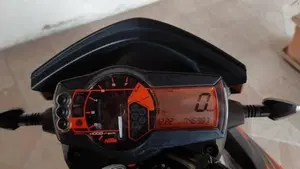 KTM 690 Supermoto  (3)