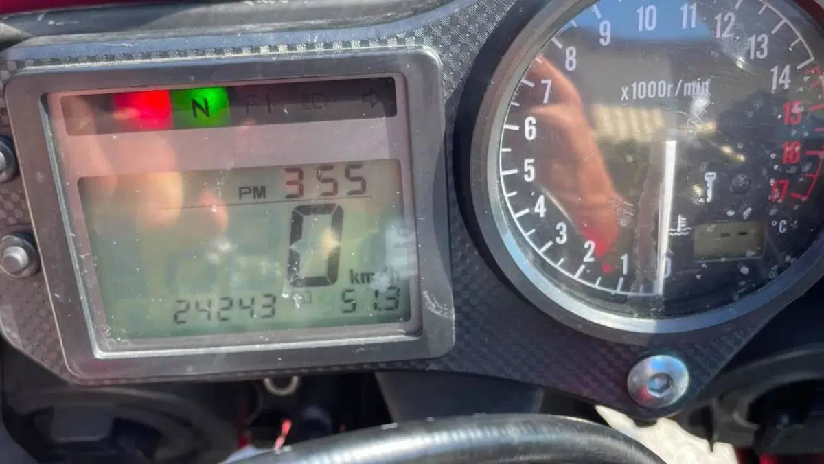 Honda CBR 600 F Sport  (5)