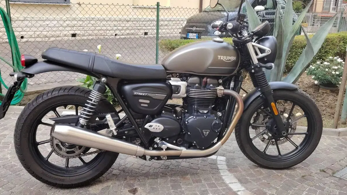 Triumph Speed Twin 900 (2023 - 24) 