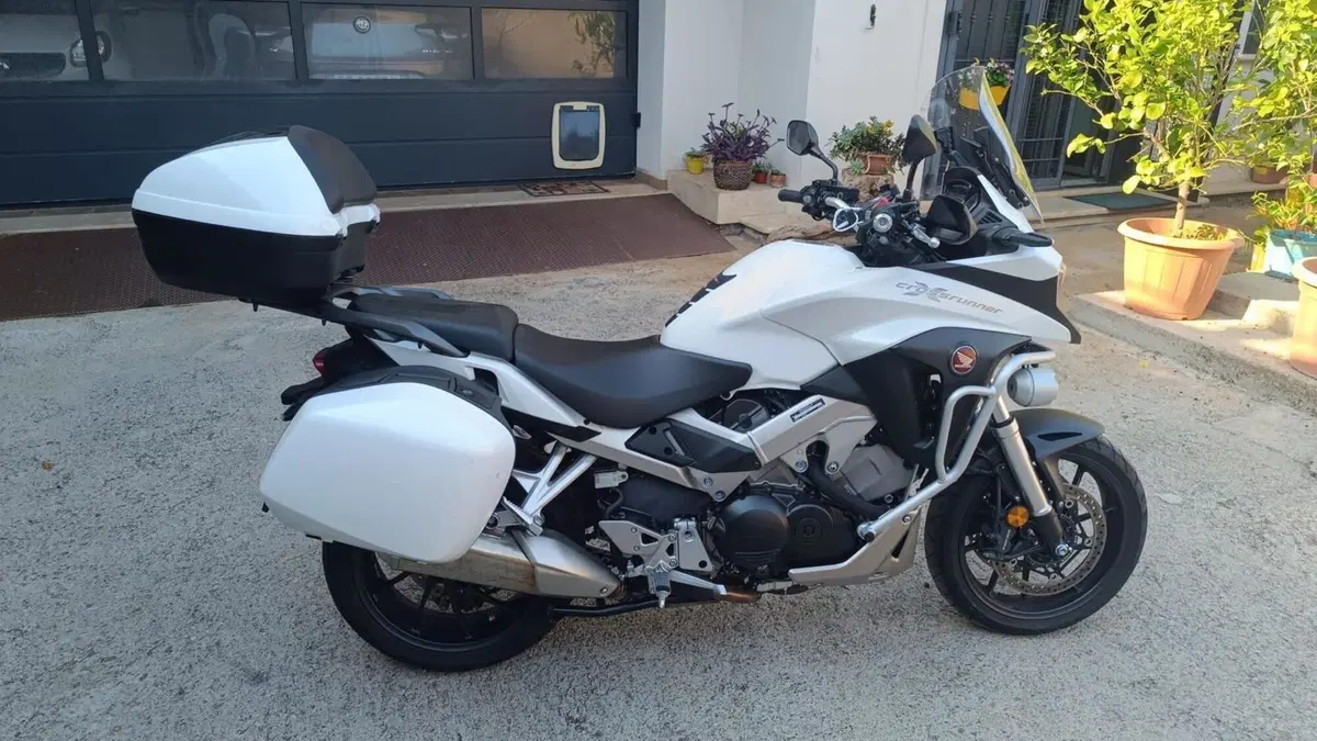 Honda Crossrunner (2017 - 20)  (2)