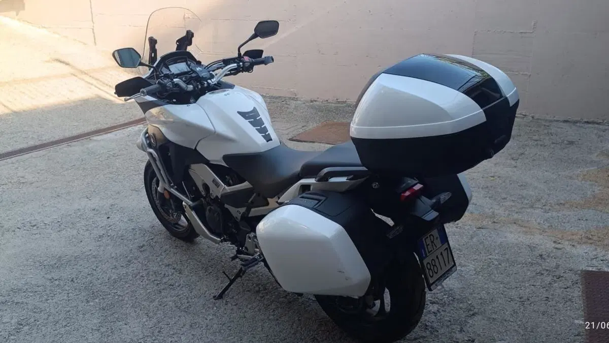 Honda Crossrunner (2017 - 20)  (3)