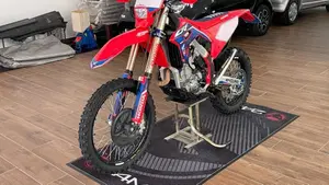 Honda CRF 400RX Enduro Special (2023) 