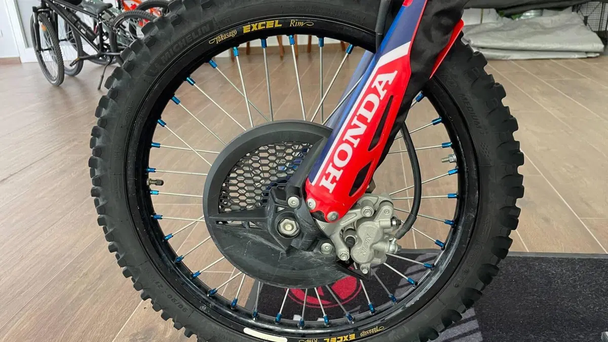 Honda CRF 400RX Enduro Special (2023)  (9)
