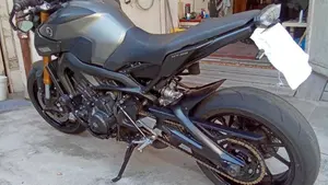 Yamaha MT-09 (2013 - 15)  (4)