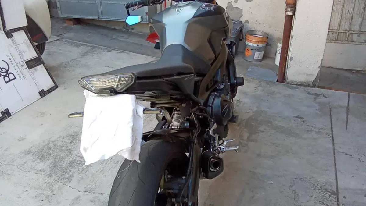 Yamaha MT-09 (2013 - 15)  (5)
