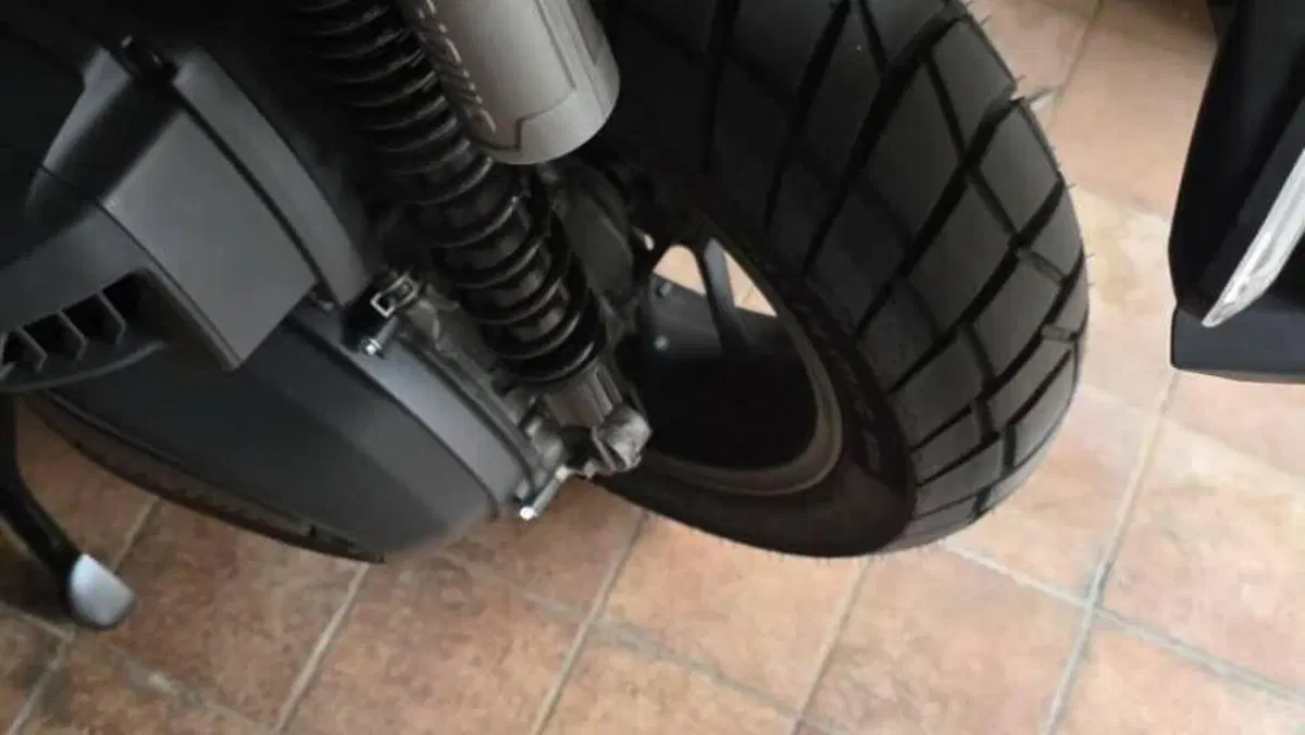 Honda ADV 350 (2022 - 24)  (2)