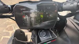 Ducati Diavel V4 (2023 - 26)  (6)