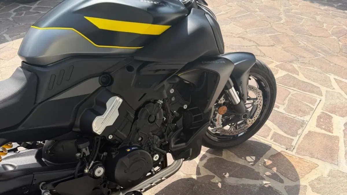 Ducati Diavel V4 (2023 - 26)  (8)
