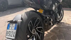 Ducati Diavel V4 (2023 - 26)  (10)