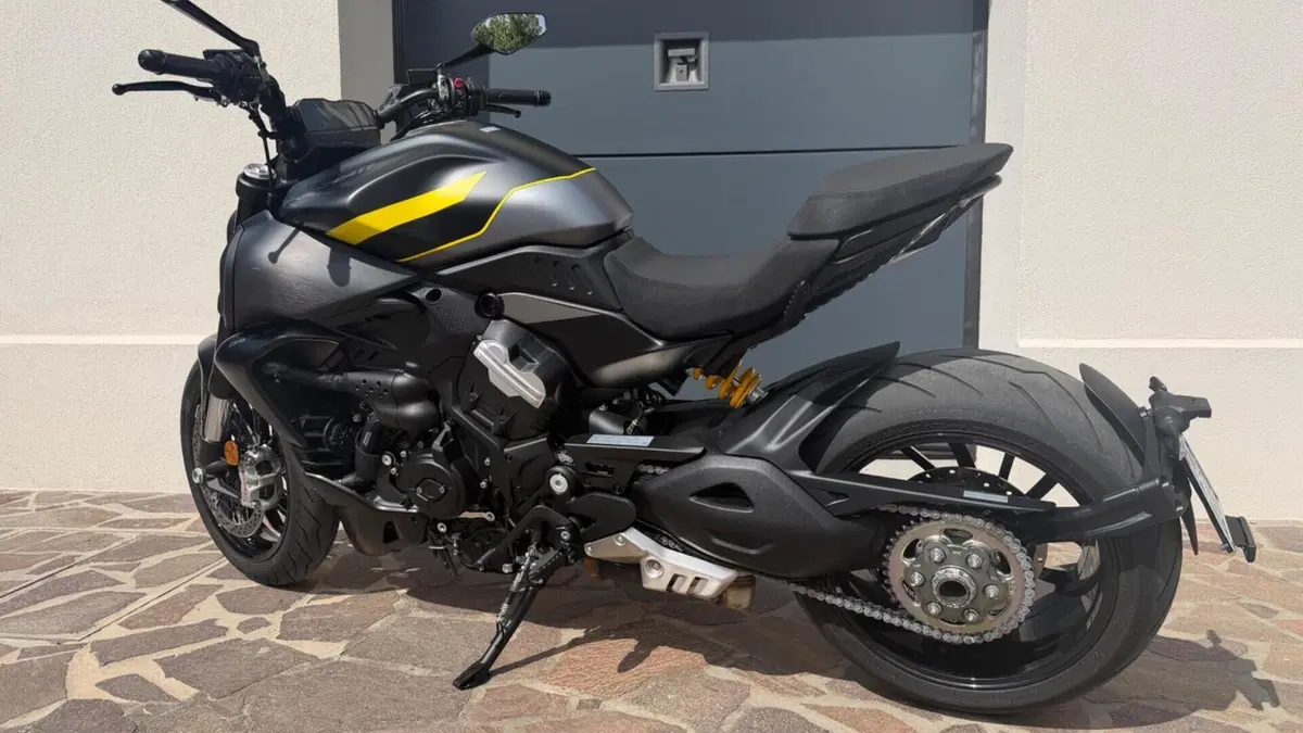 Ducati Diavel V4 (2023 - 26)  (12)