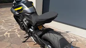 Ducati Diavel V4 (2023 - 26)  (13)