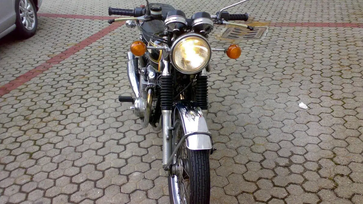 Honda   (2)