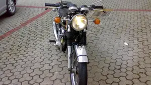 Honda   (2)