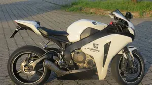 Honda CBR 1000 RR Fireblade (2008 - 11) 
