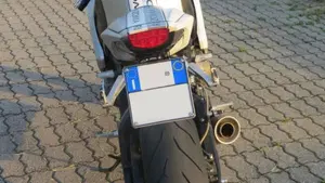 Honda CBR 1000 RR Fireblade (2008 - 11)  (4)
