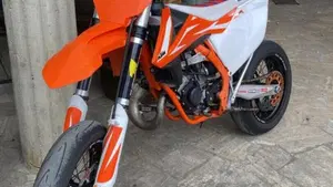 KTM 125 SX (2023)  (5)