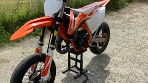 KTM 125 SX (2023)  (6)