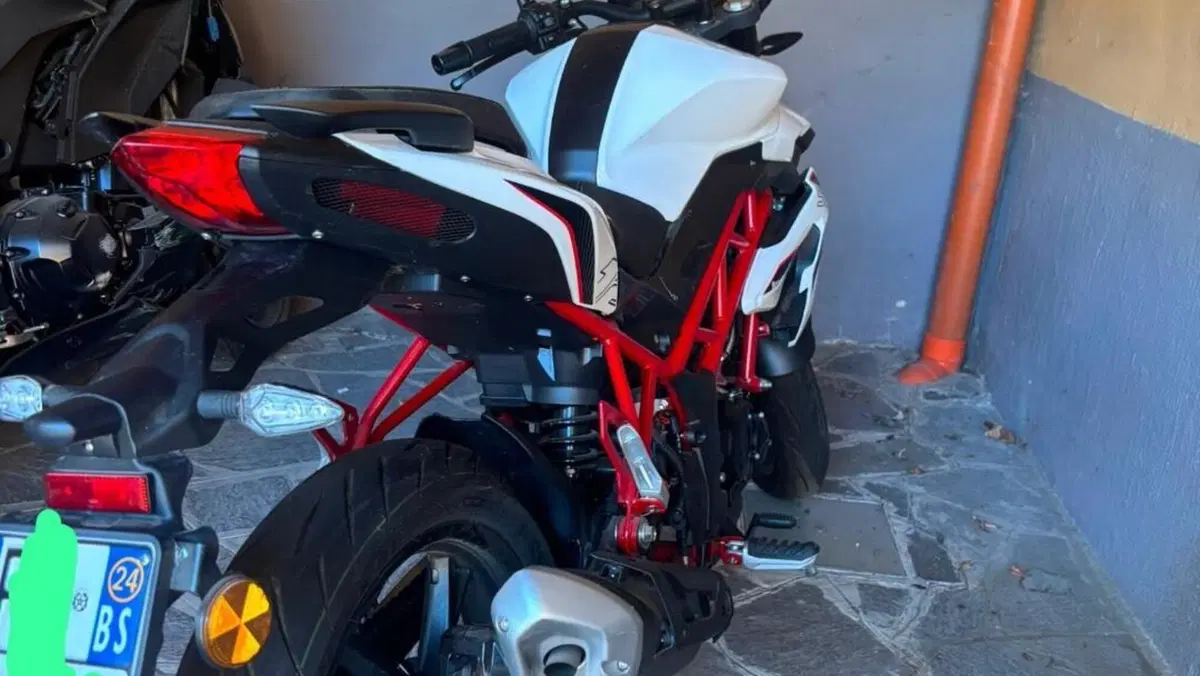 Benelli BN 125 (2021 - 25)  (5)