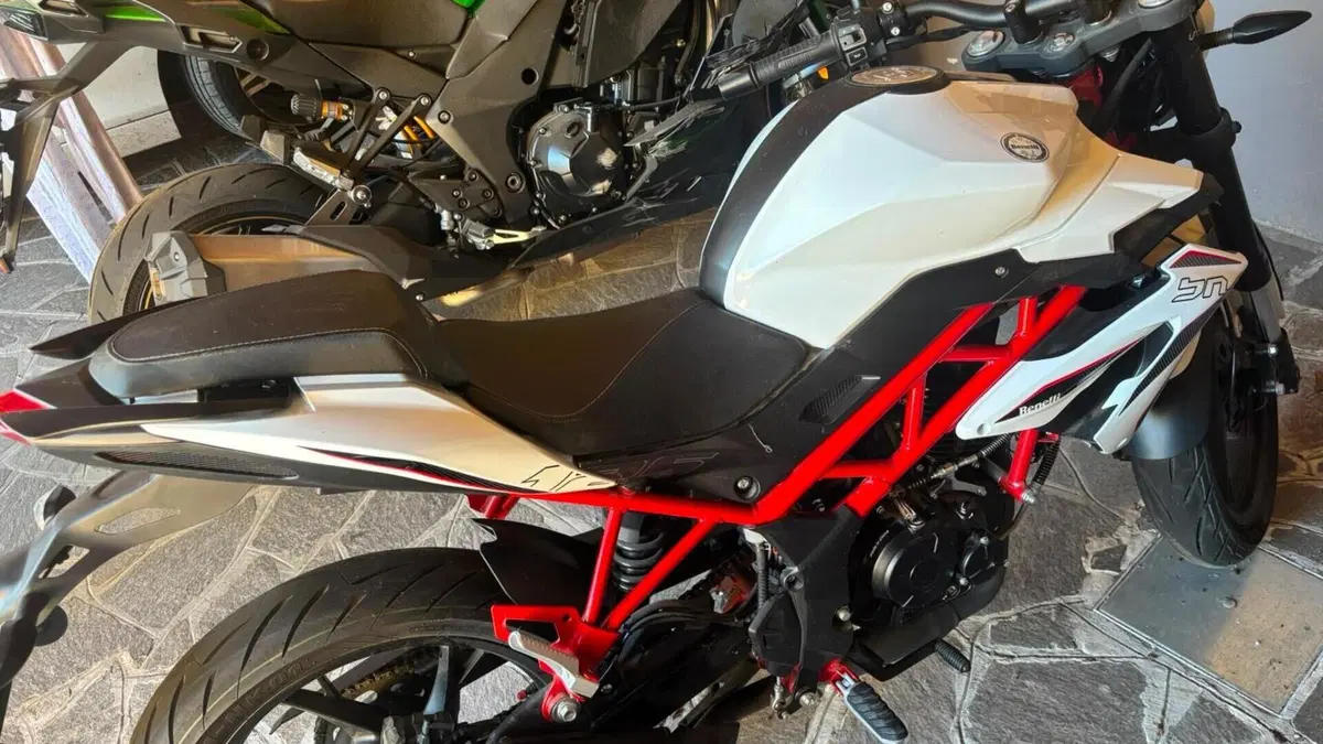 Benelli BN 125 (2021 - 25)  (6)