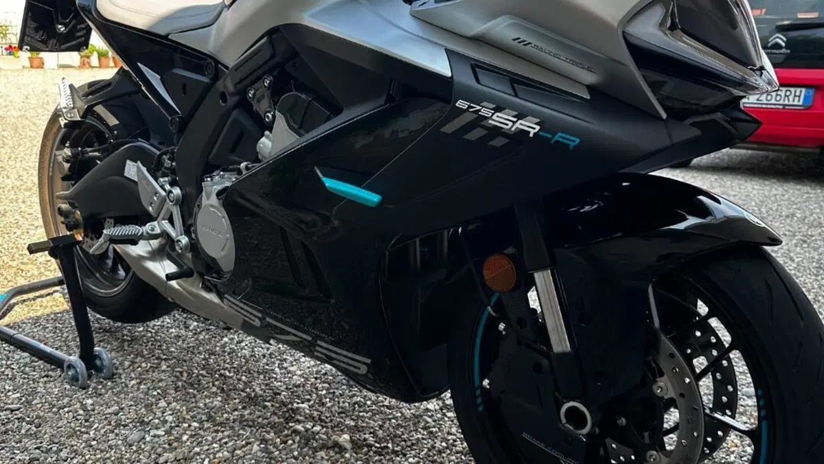 CFMOTO 675SR-R (2025 - 26)  (6)