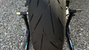 CFMOTO 675SR-R (2025 - 26)  (10)