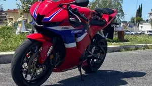 Honda CBR 600 RR (2024 - 26)  (5)