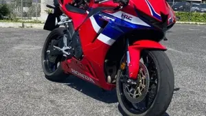 Honda CBR 600 RR (2024 - 26)  (6)