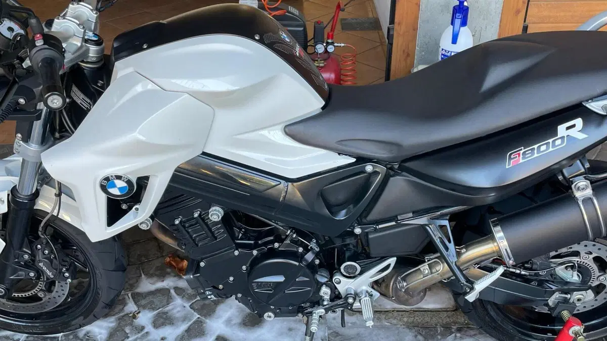 Bmw F 800 R (2012 - 14)  (3)