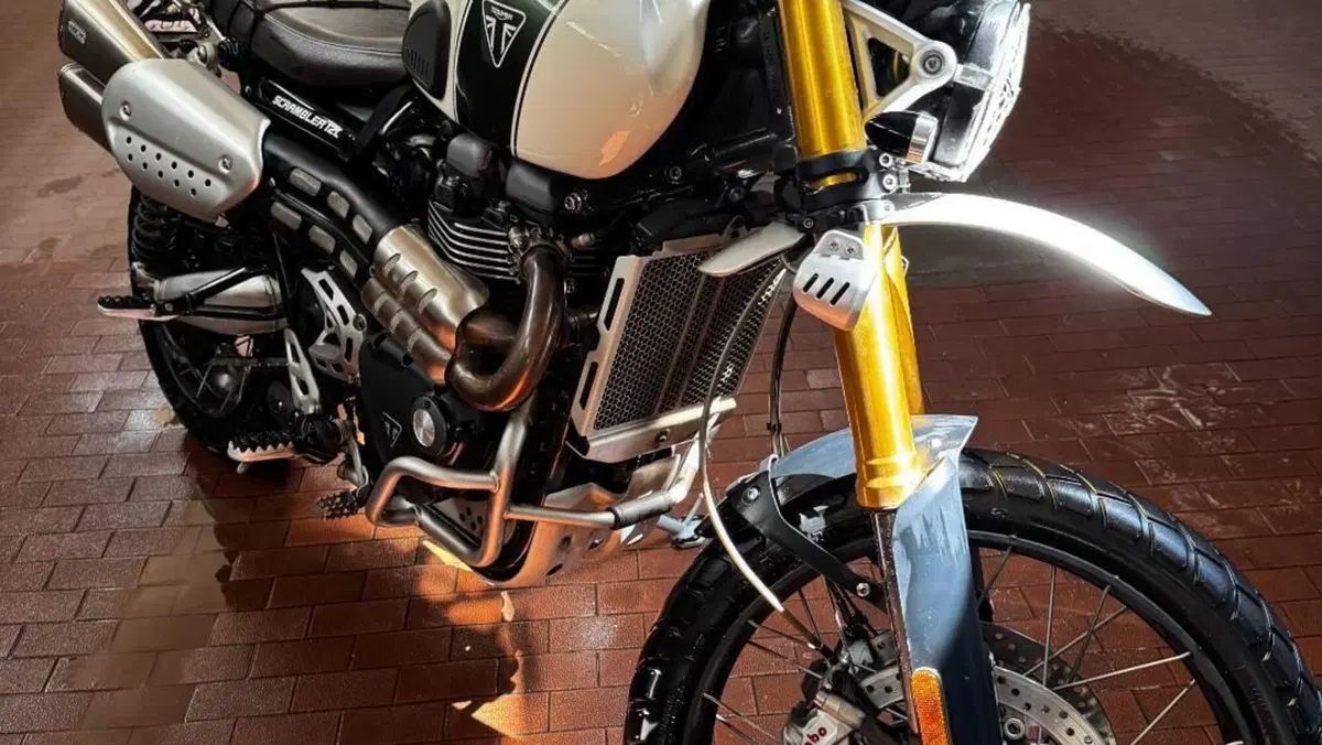 Triumph Scrambler 1200 XE (2019 - 20)  (4)