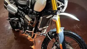 Triumph Scrambler 1200 XE (2019 - 20)  (4)