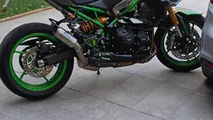 Kawasaki Z 900 SE (2025 - 26)  (9)