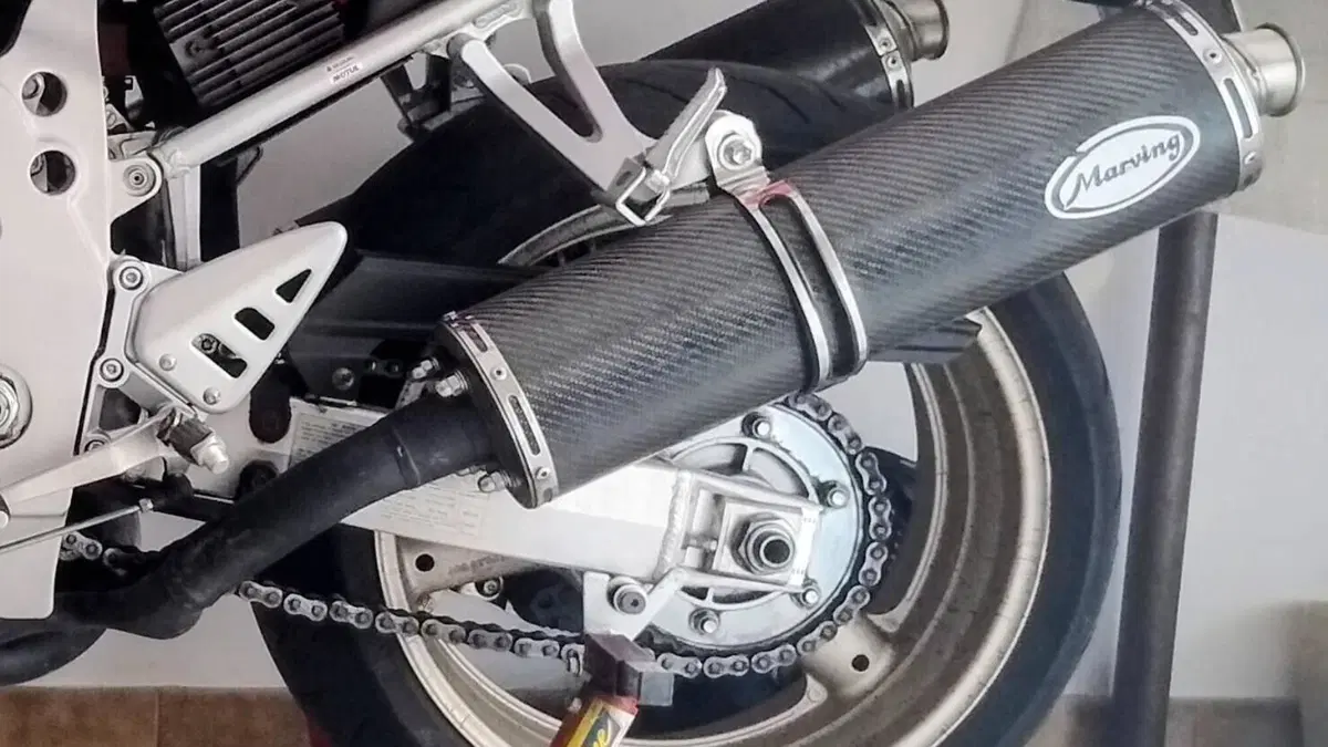 Suzuki TL 1000 S (1997 - 03)  (8)