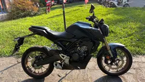 Honda CB 125 R (2021 - 23)  (5)