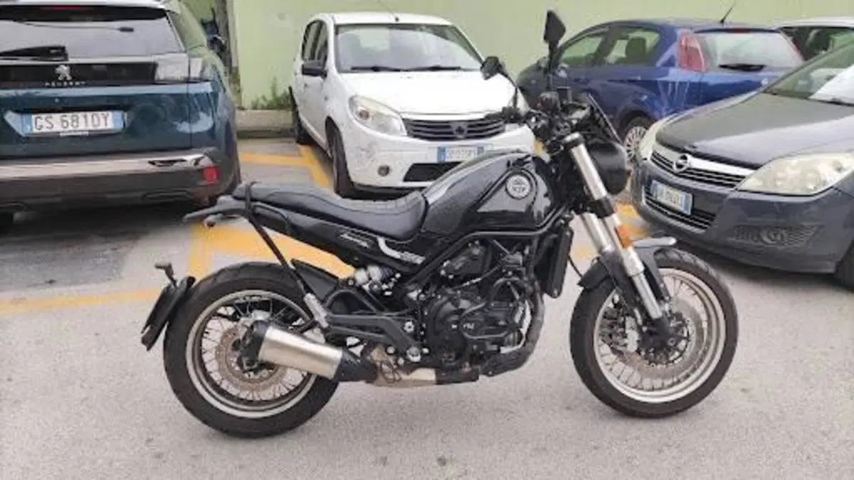 Benelli Leoncino 500 Trail (2021 - 26)  (8)
