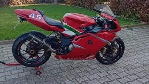 MV Agusta F4 1000 RR (2010 - 11)  (7)