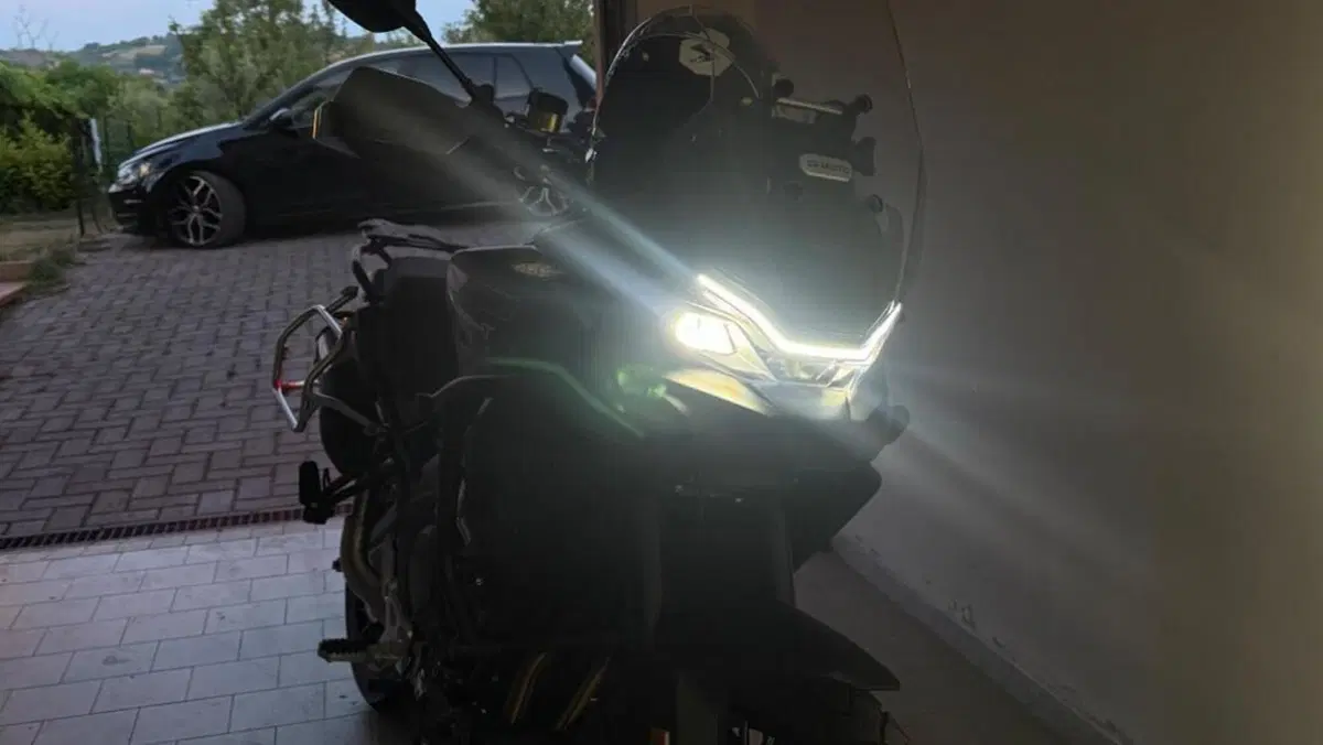 CFMOTO 700MT Adventure (2025 - 26)  (2)