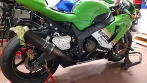 Kawasaki Ninja 636 ZX-6R (2005 - 06)  (2)
