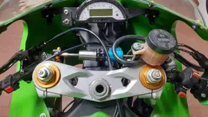 Kawasaki Ninja 636 ZX-6R (2005 - 06)  (3)